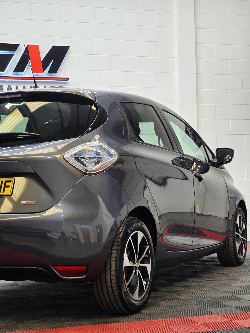 Used Renault Zoe 2017 for sale - 76656139: Photo 10