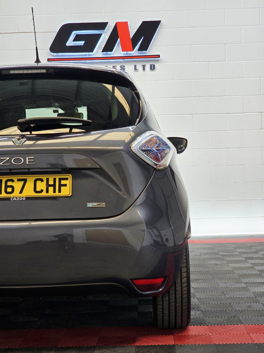 Used Renault Zoe 2017 for sale - 76656139: Photo 12