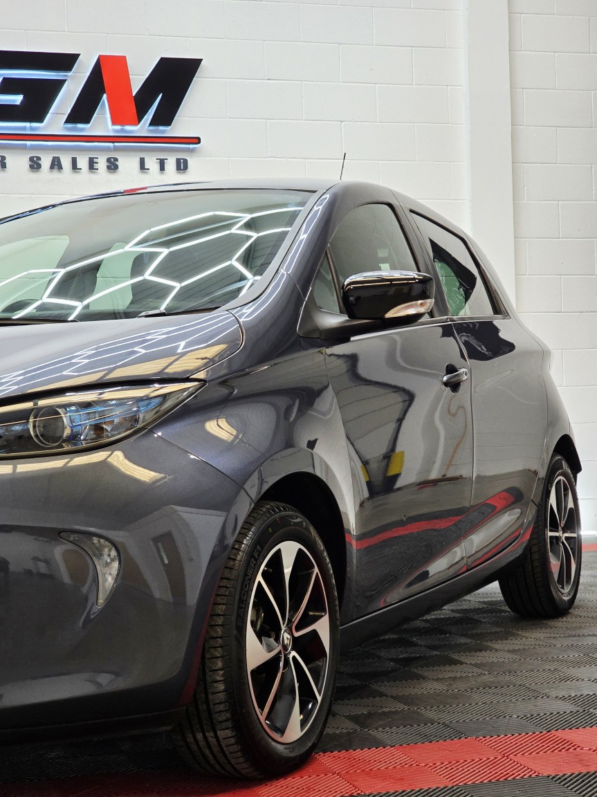 Used Renault Zoe 2017 for sale - 76656139: Photo 3