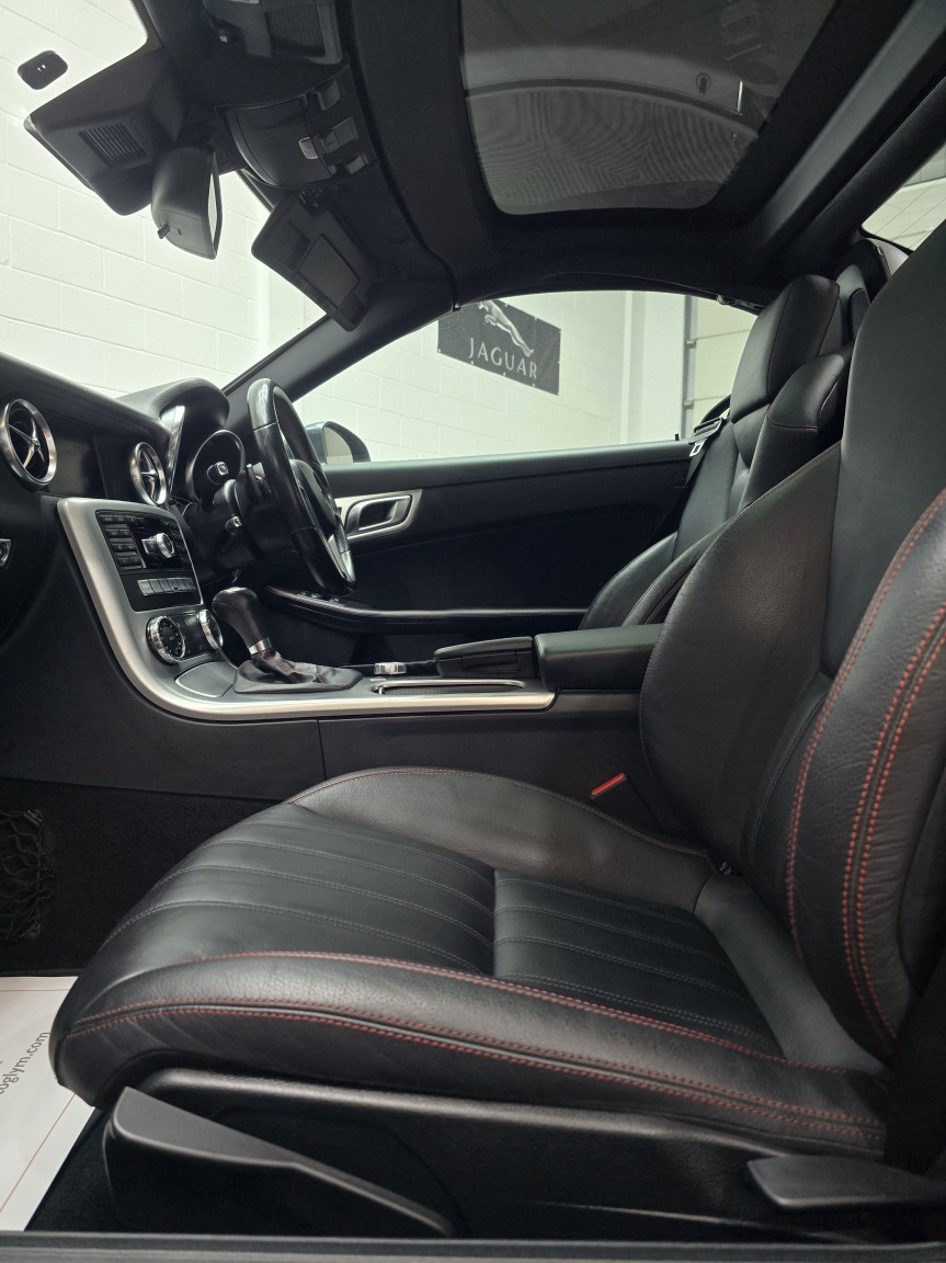 Used Mercedes-Benz SLK 2012 for sale - 76751773: Photo 17