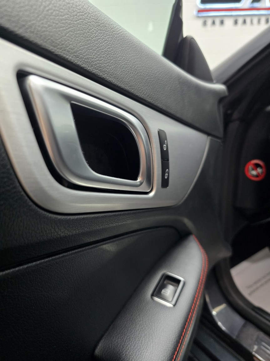 Used Mercedes-Benz SLK 2012 for sale - 76751773: Photo 20