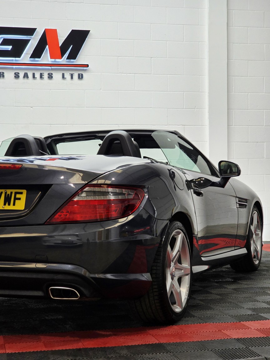 Used Mercedes-Benz SLK 2012 for sale - 76751773: Photo 8