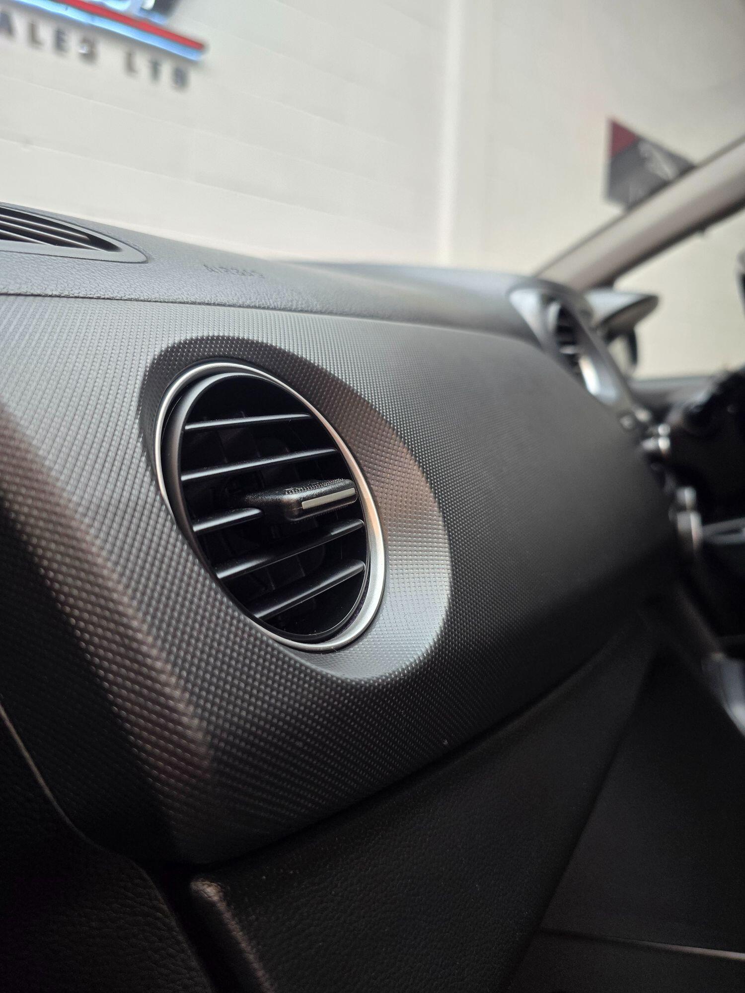 Used Hyundai i10 2017 for sale - 76611658: Photo 17