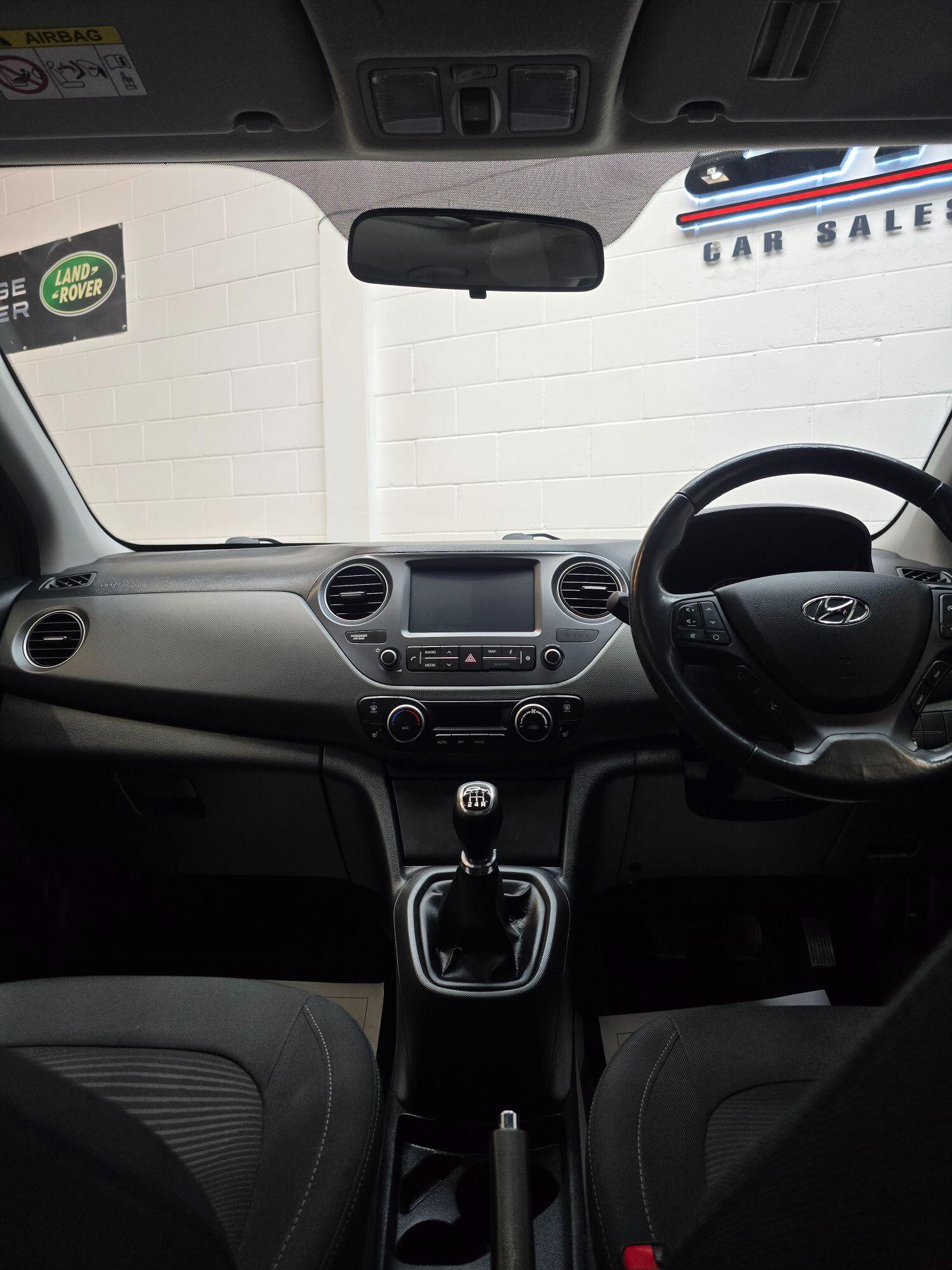 Used Hyundai i10 2017 for sale - 76611658: Photo 26