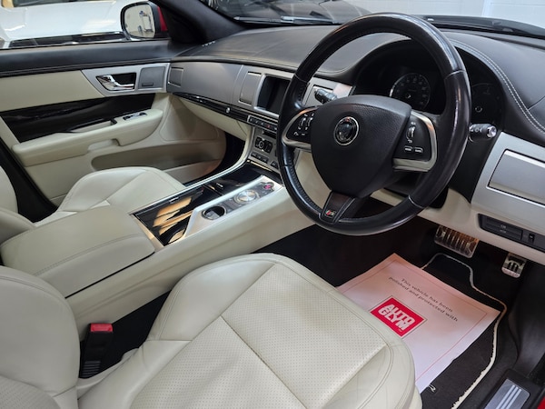 Used Jaguar XF 2015 for sale - 76287485: Photo 21