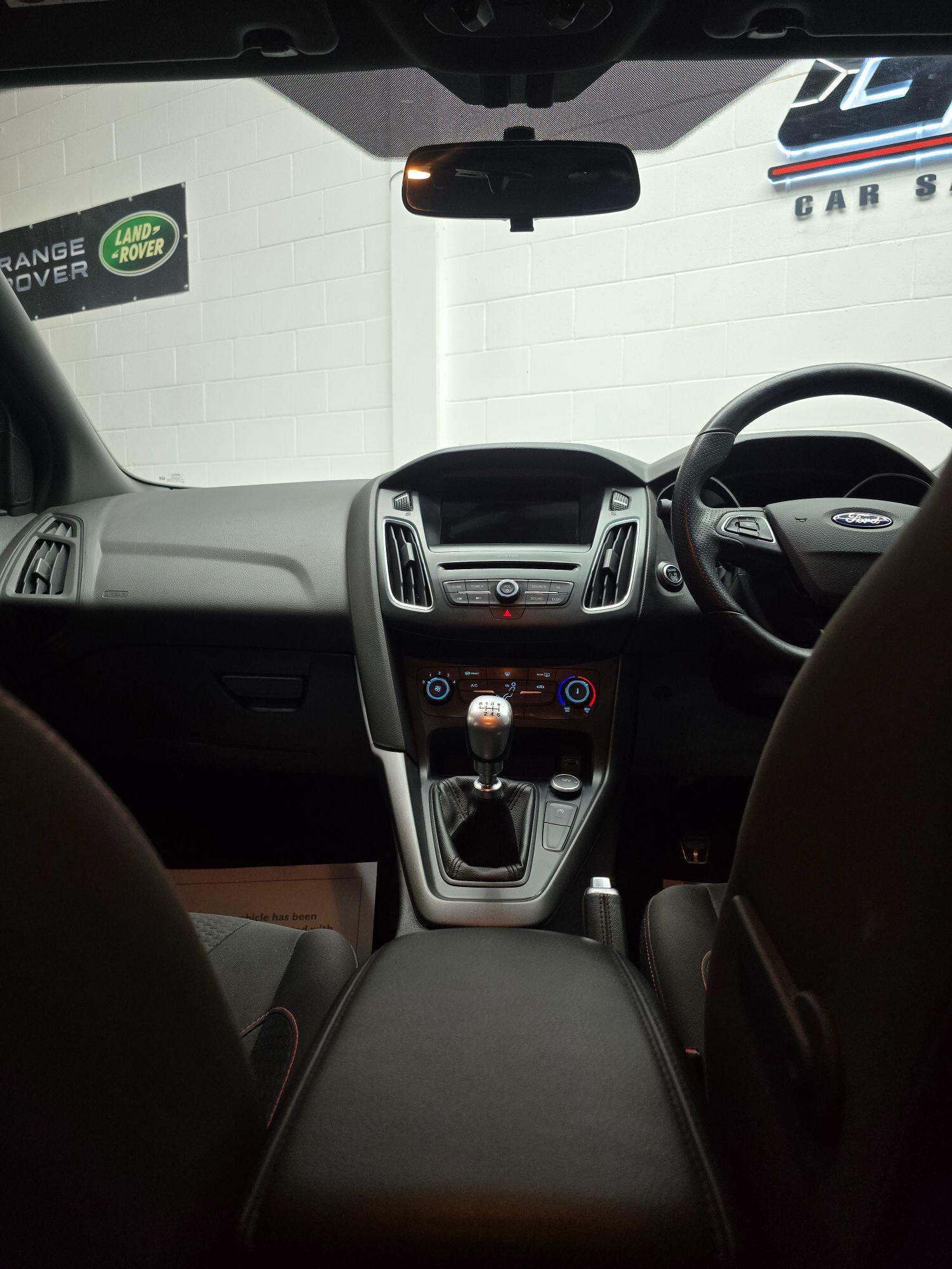 Used Ford Focus 2017 for sale - 76741257: Photo 24