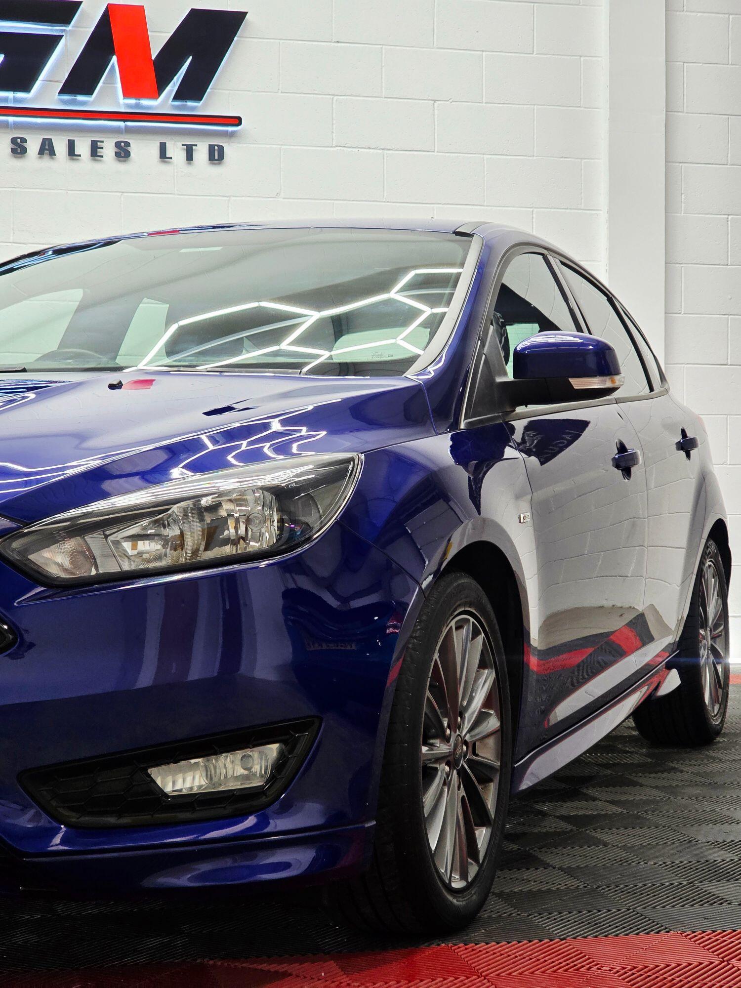 Used Ford Focus 2017 for sale - 76741257: Photo 4