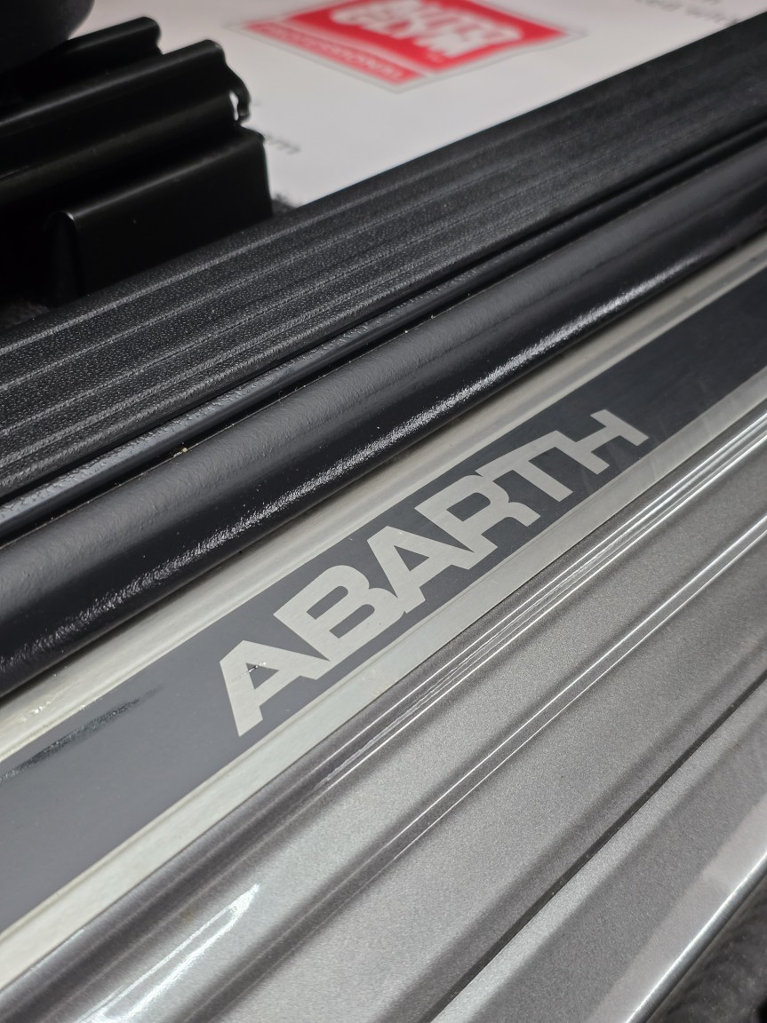 Used Abarth 595 2017 for sale - 77881079: Photo 25