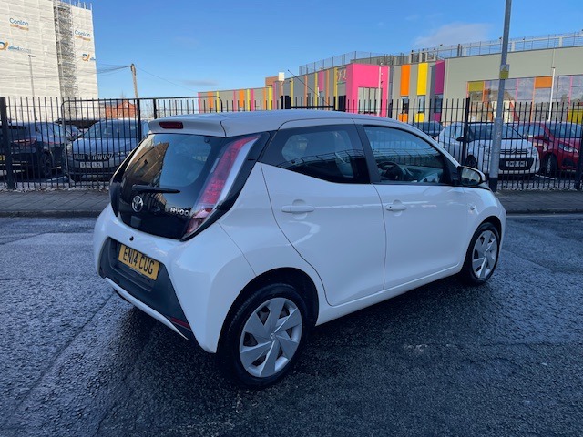 Used Toyota AYGO 2014 for sale - 76780423: Photo 5