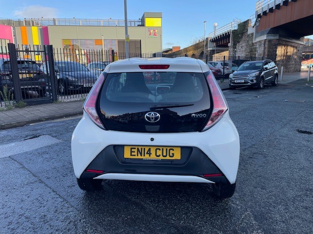 Used Toyota AYGO 2014 for sale - 76780423: Photo 6