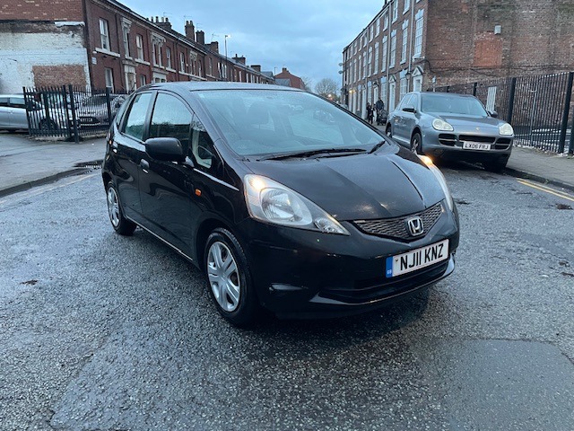 Used Honda Jazz 2011 for sale - 76758966: Photo 2