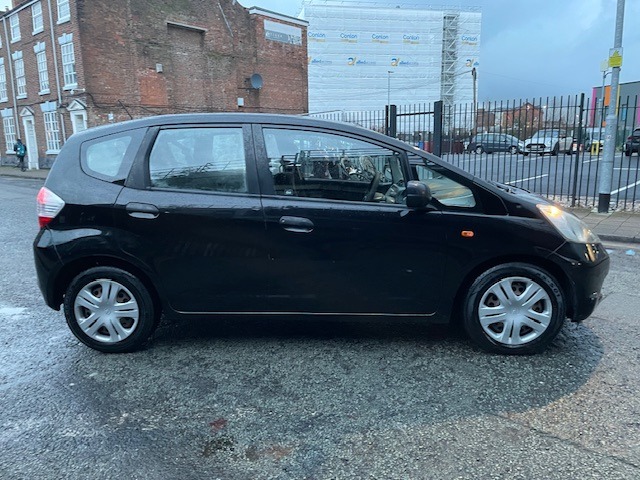 Used Honda Jazz 2011 for sale - 76758966: Photo 6