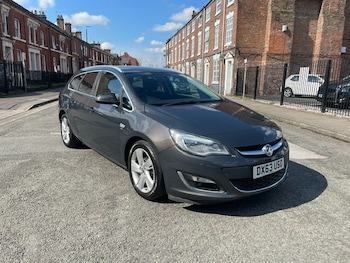 Used Vauxhall Astra 2013 for sale - 79111601: Photo