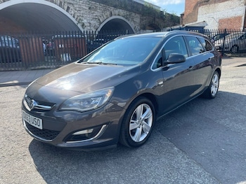Used Vauxhall Astra 2013 for sale - 79111601: Photo