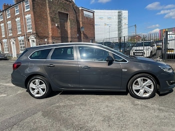 Used Vauxhall Astra 2013 for sale - 79111601: Photo
