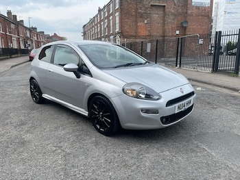 Used Fiat Punto 2014 for sale - 79098682: Photo