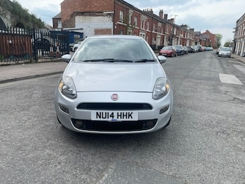 Used Fiat Punto 2014 for sale - 79098682: Photo