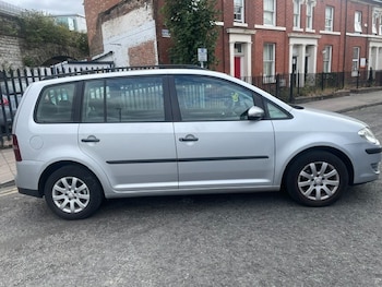 Used Volkswagen Touran 2009 for sale - 79606927: Photo
