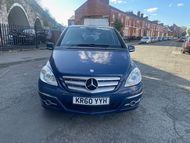 Used Mercedes-Benz B Class 2011 for sale - 76011868: Photo 2