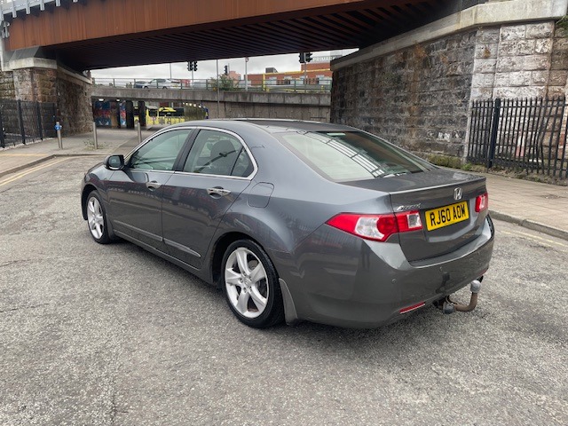 Used Honda Accord 2010 for sale - 76237475: Photo 8