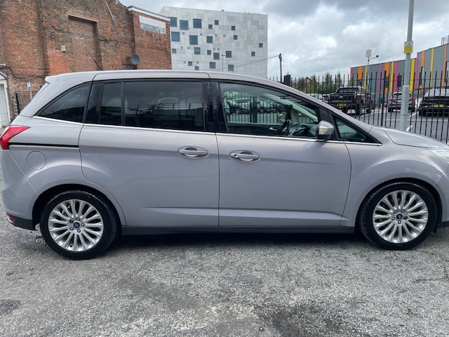 Used Ford Grand C-Max 2013 for sale - 75505649: Photo 4