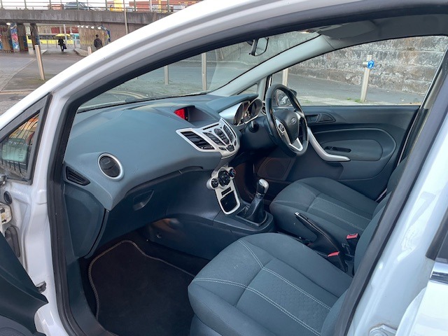 Used Ford Fiesta 2010 for sale - 76431105: Photo 9