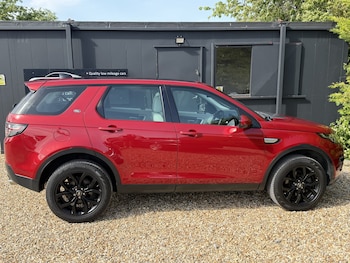 Used Land Rover Discovery Sport 2017 for sale - 78646944: Photo