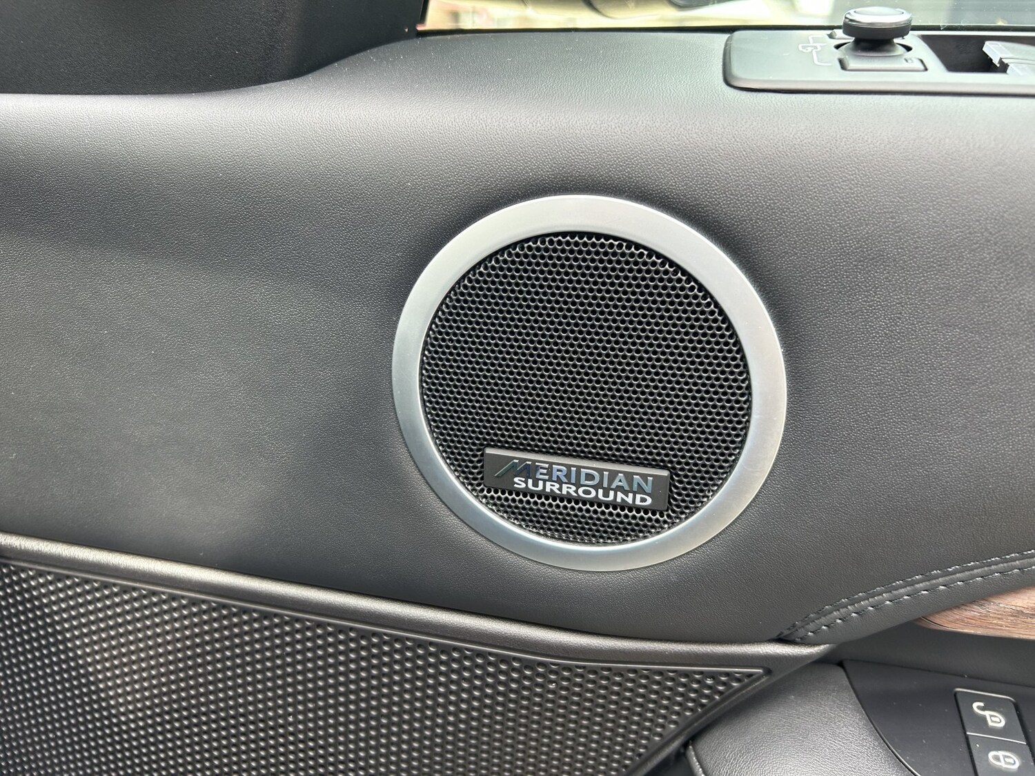 Used Land Rover Discovery 2018 for sale - 78213594: Photo 23