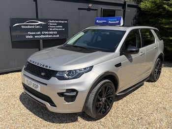 Used Land Rover Discovery Sport 2017 for sale - 79731936: Photo