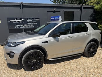 Used Land Rover Discovery Sport 2017 for sale - 79731936: Photo