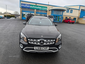 Used Mercedes-Benz GLA 2018 for sale - 77854860: Photo