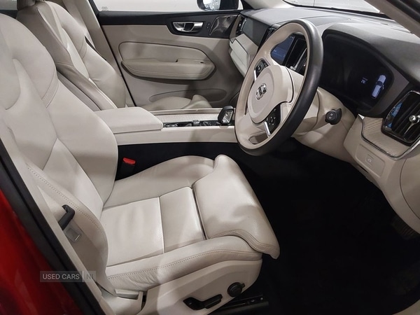 Used Volvo XC60 2022 for sale - 76574118: Photo 4