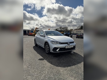 Used Volkswagen Polo 2024 for sale - 78101927: Photo