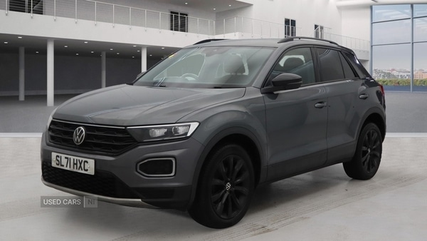 Used Volkswagen T-Roc 2021 for sale - 76914219: Photo 3
