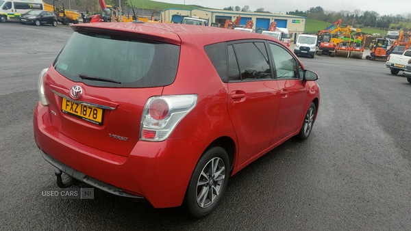 Used Toyota Verso 2013 for sale - 76715915: Photo 9