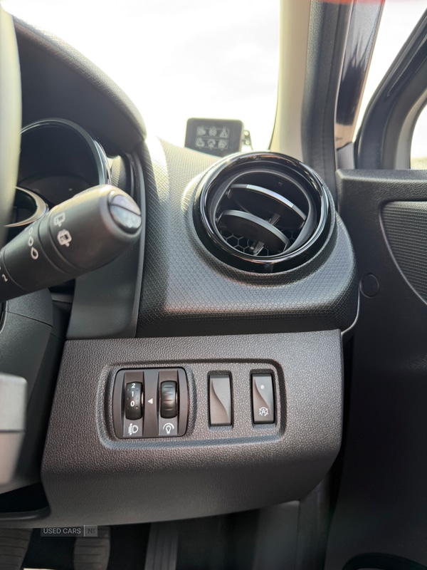 Used Renault Clio for sale - 78186134: Photo 15