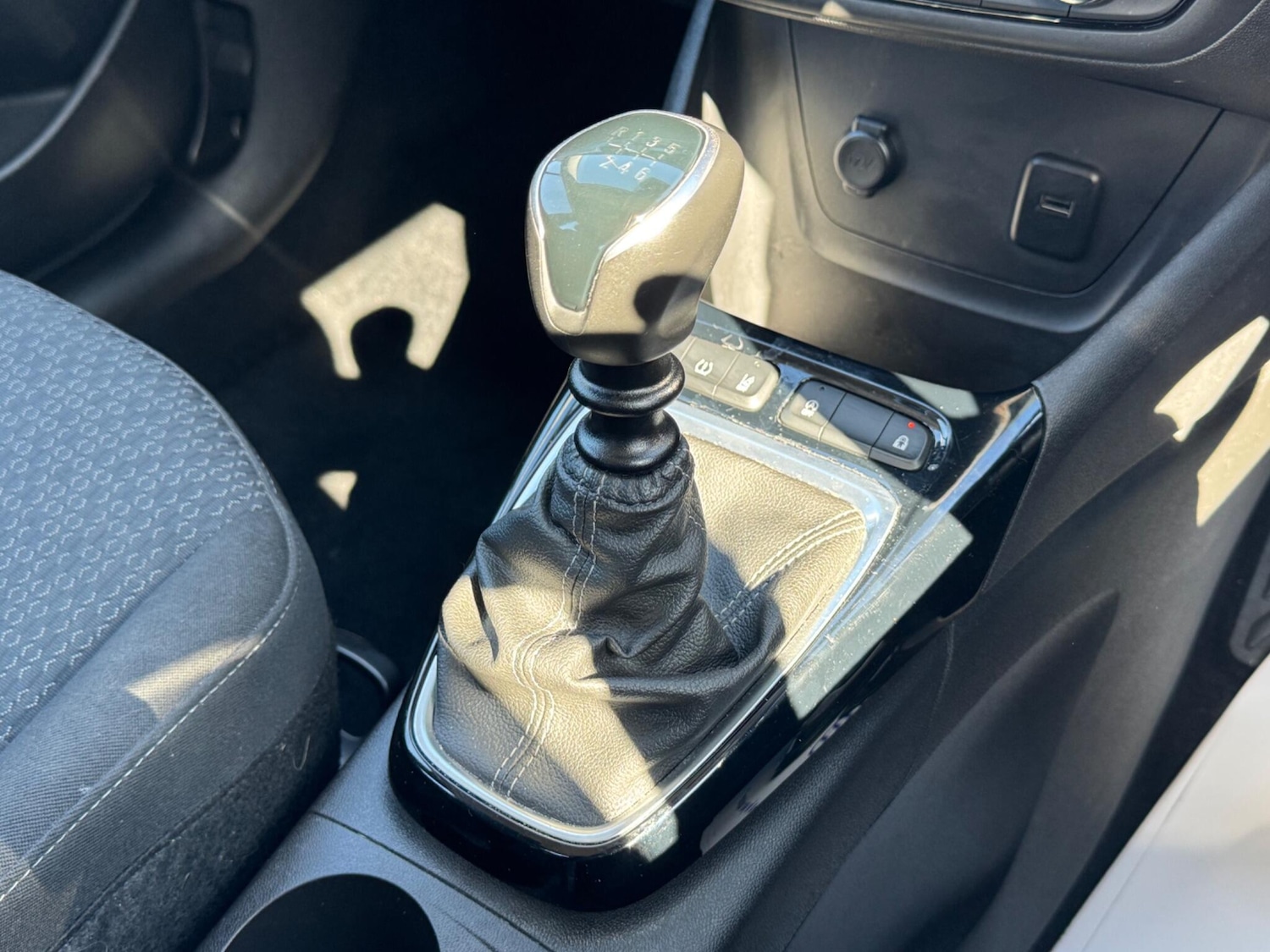 Used Vauxhall Crossland 2022 for sale - 78063046: Photo 28