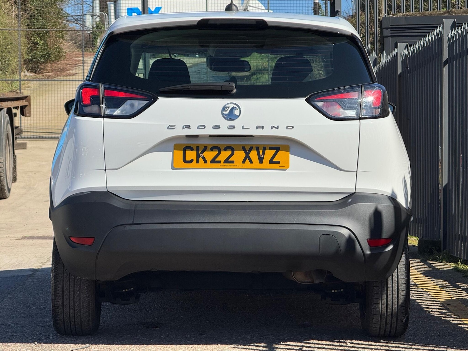 Used Vauxhall Crossland 2022 for sale - 78063046: Photo 3