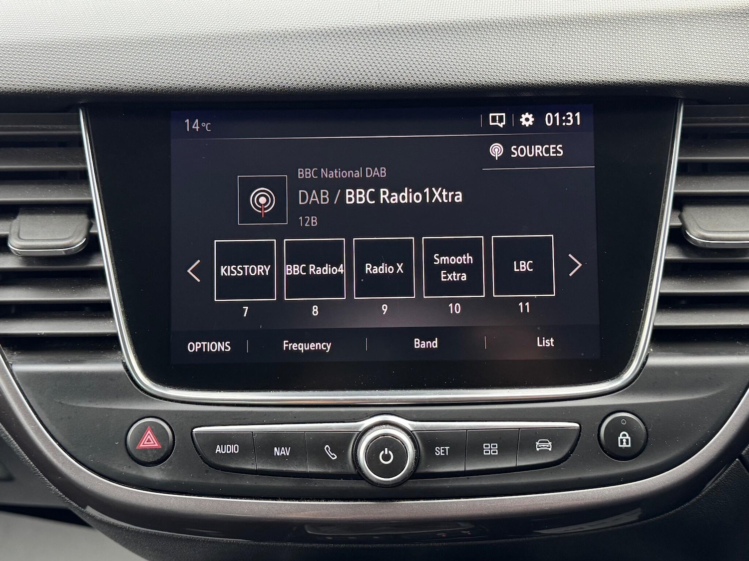 Used Vauxhall Crossland X 2018 for sale - 78063083: Photo 26