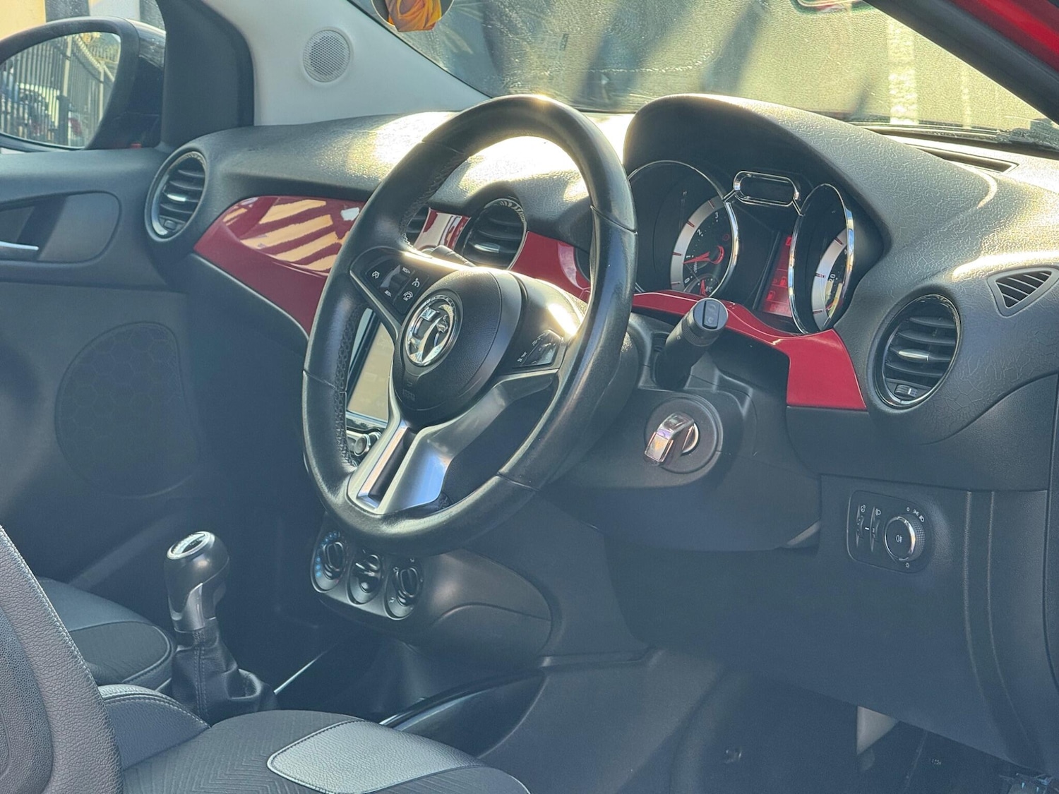 Used Vauxhall ADAM for sale - 77958373: Photo 2