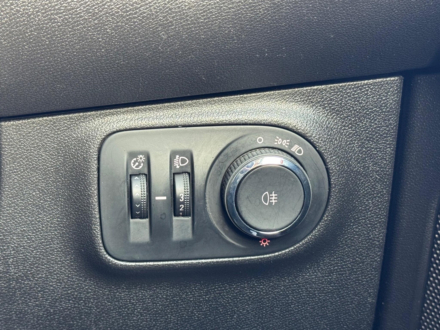 Used Vauxhall ADAM for sale - 77958373: Photo 29