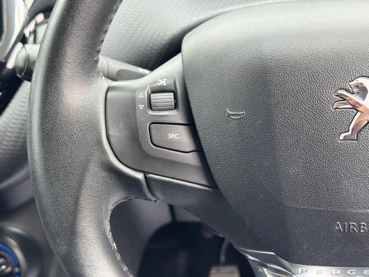 Used Peugeot 208 2016 for sale - 78062921: Photo 27