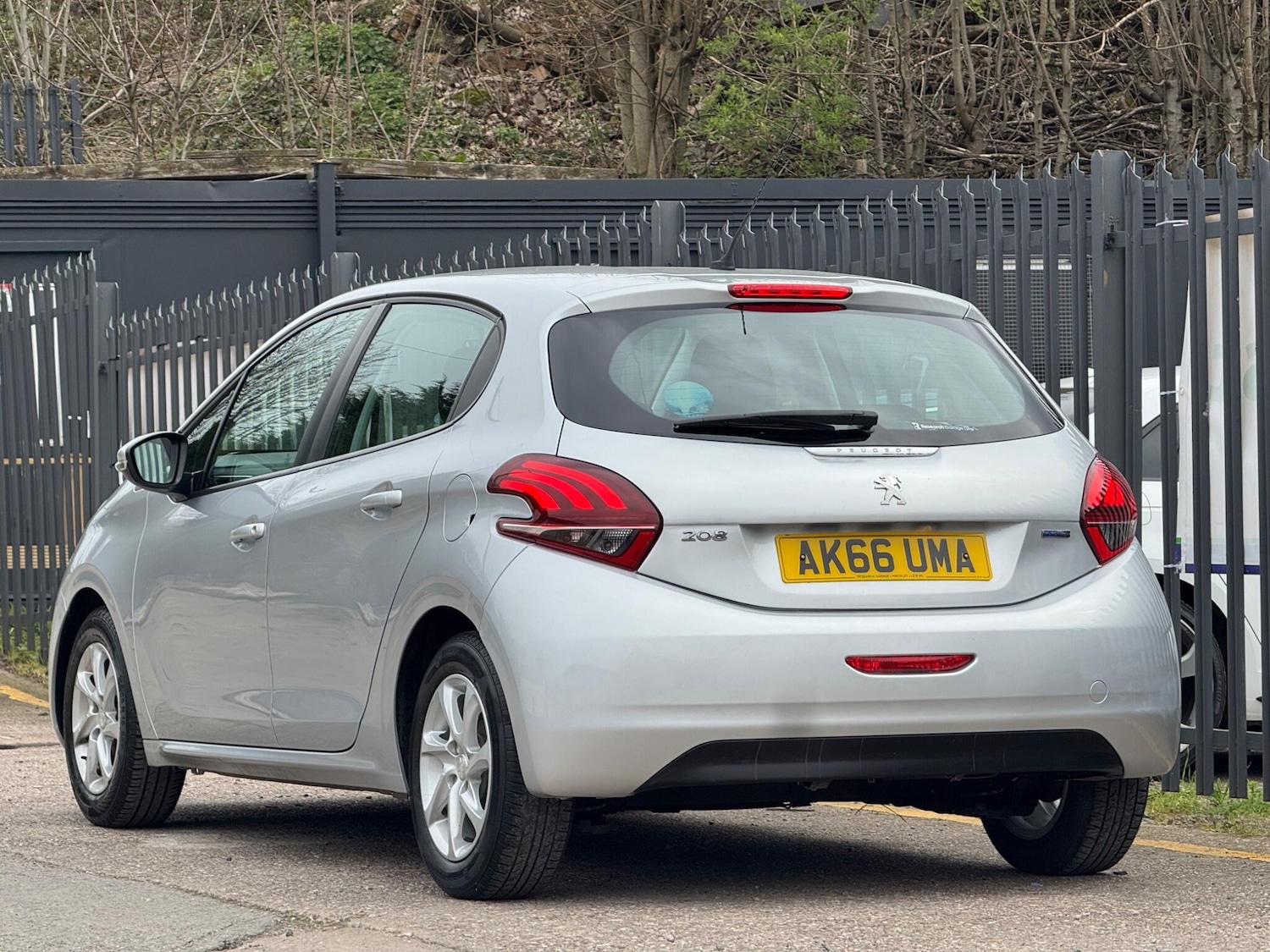 Used Peugeot 208 2016 for sale - 78062921: Photo 5