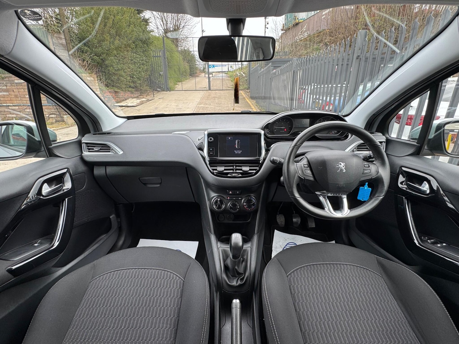 Used Peugeot 208 2016 for sale - 78062921: Photo 6