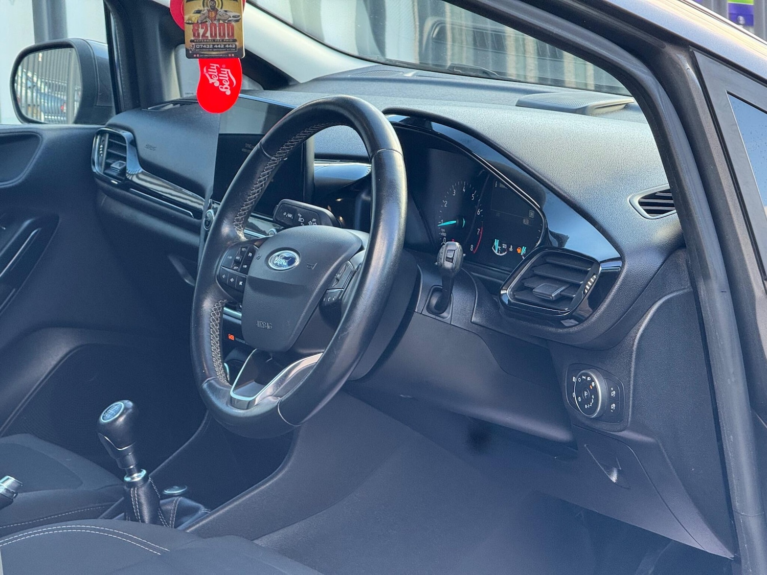 Used Ford Fiesta for sale - 77957836: Photo 2