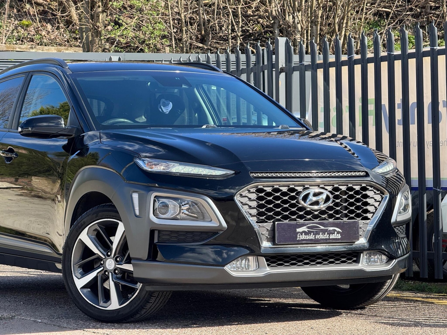 Used Hyundai KONA 2018 for sale - 78063041: Photo 4