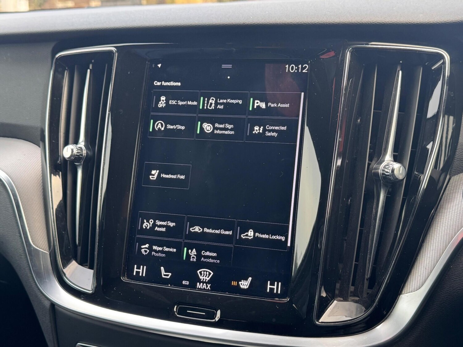 Used Volvo V60 2019 for sale - 78019656: Photo 29