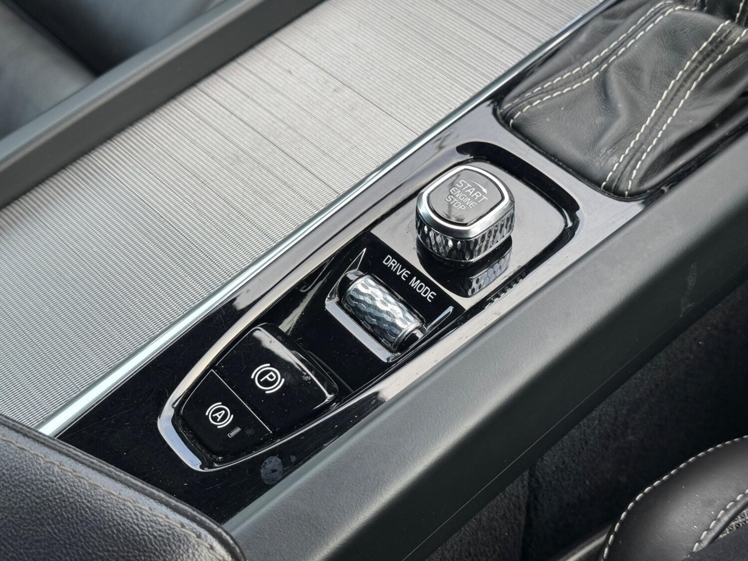 Used Volvo V60 2019 for sale - 78019656: Photo 30