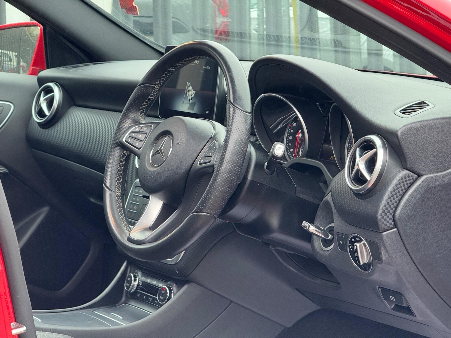 Used Mercedes-Benz A-Class for sale - 77958527: Photo 2