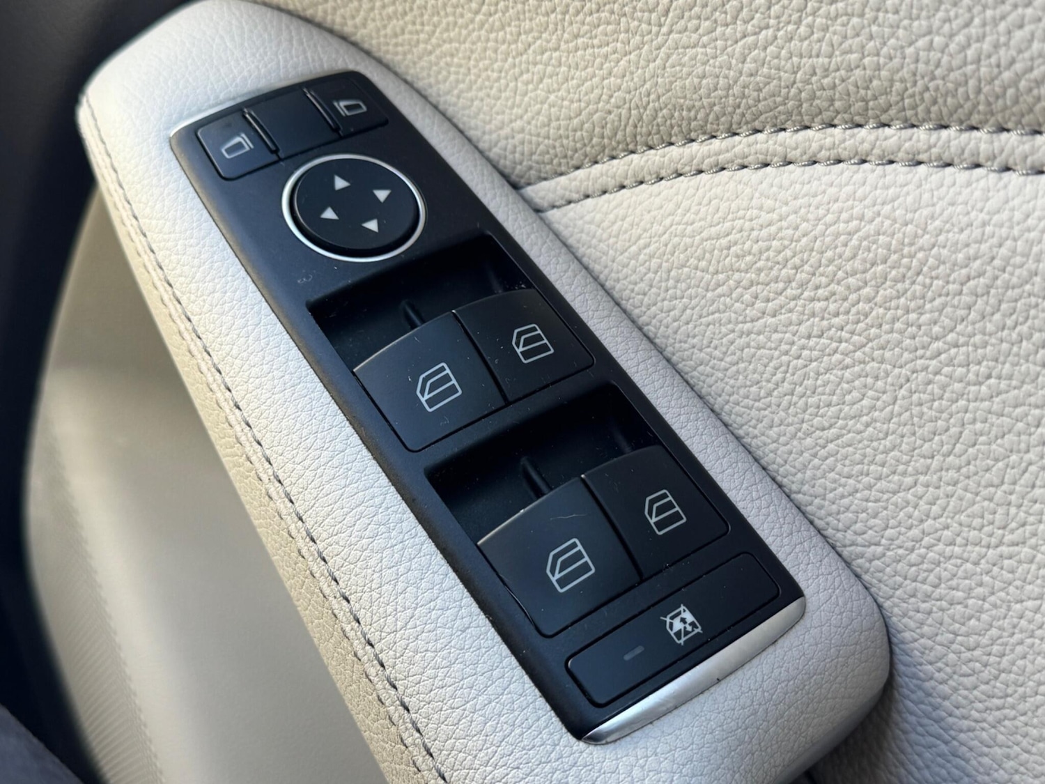 Used Mercedes-Benz B Class for sale - 77957524: Photo 16